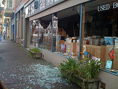 EarthquakeBookleggerEureka010910.jpg
